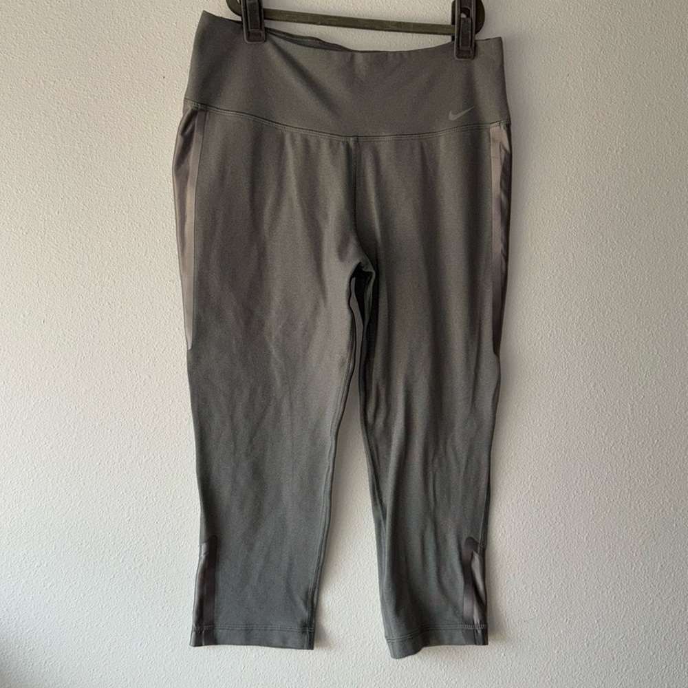 Nike Cropped Running Legging